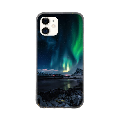 Northern Lights - Eco Case iPhone 12 - Tallpine Cases | Sustainable and Eco-Friendly - Black Green Nature