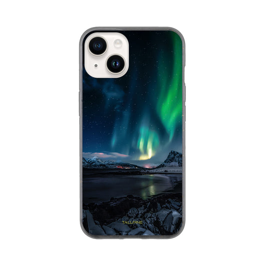 Northern Lights - Eco Case iPhone 14 - Tallpine Cases | Sustainable and Eco-Friendly - Black Green Nature