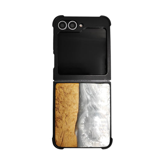 Wood and Resin Galaxy Z Flip Case - Pearl White